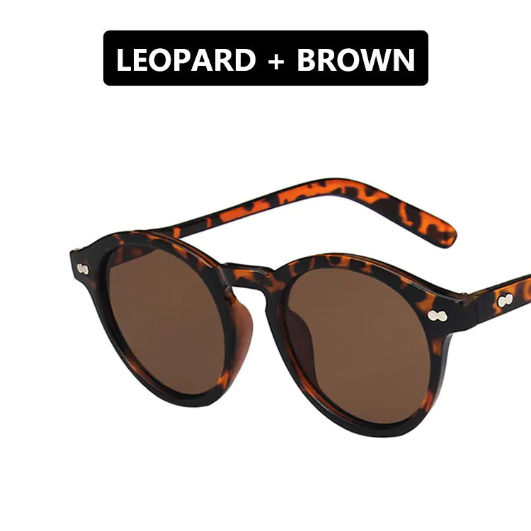 "Retro Round Frame Sunglasses for Trendy Women"
