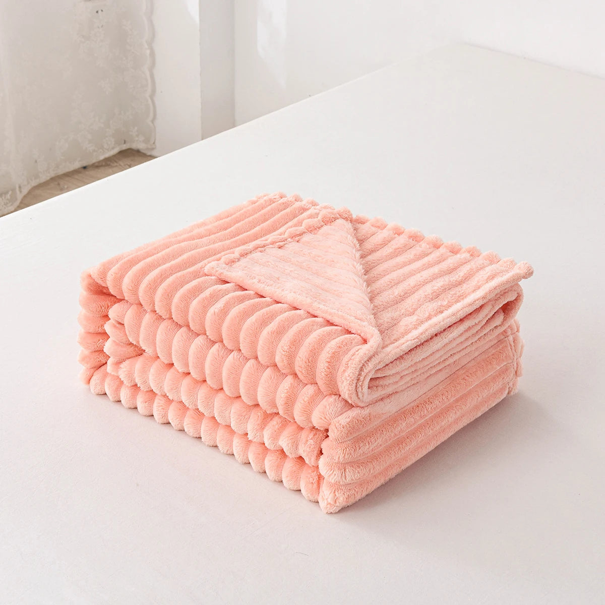 1pc Solid Color Flannel Blanket Soft Warm Throw Blankets for Couch Sofa Office Bed Camping Travel Multi-purpose Gift Blanket