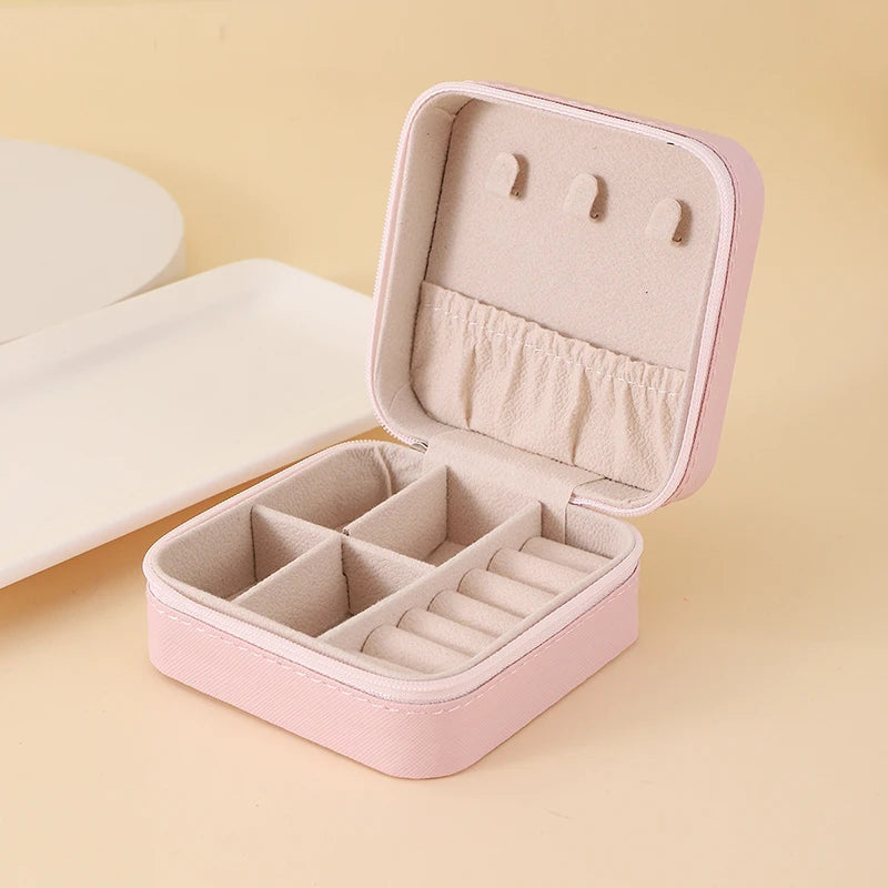 Portable Jewelry Storage Box Travel Organizer Jewelry Case Leather Storage Earrings Necklace Ring Jewelry Organizer Display