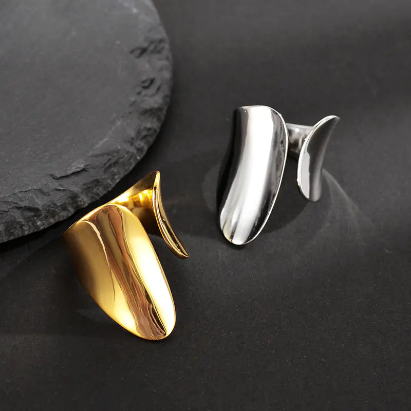 Light Pasta Finger Ring for Women's Fashion