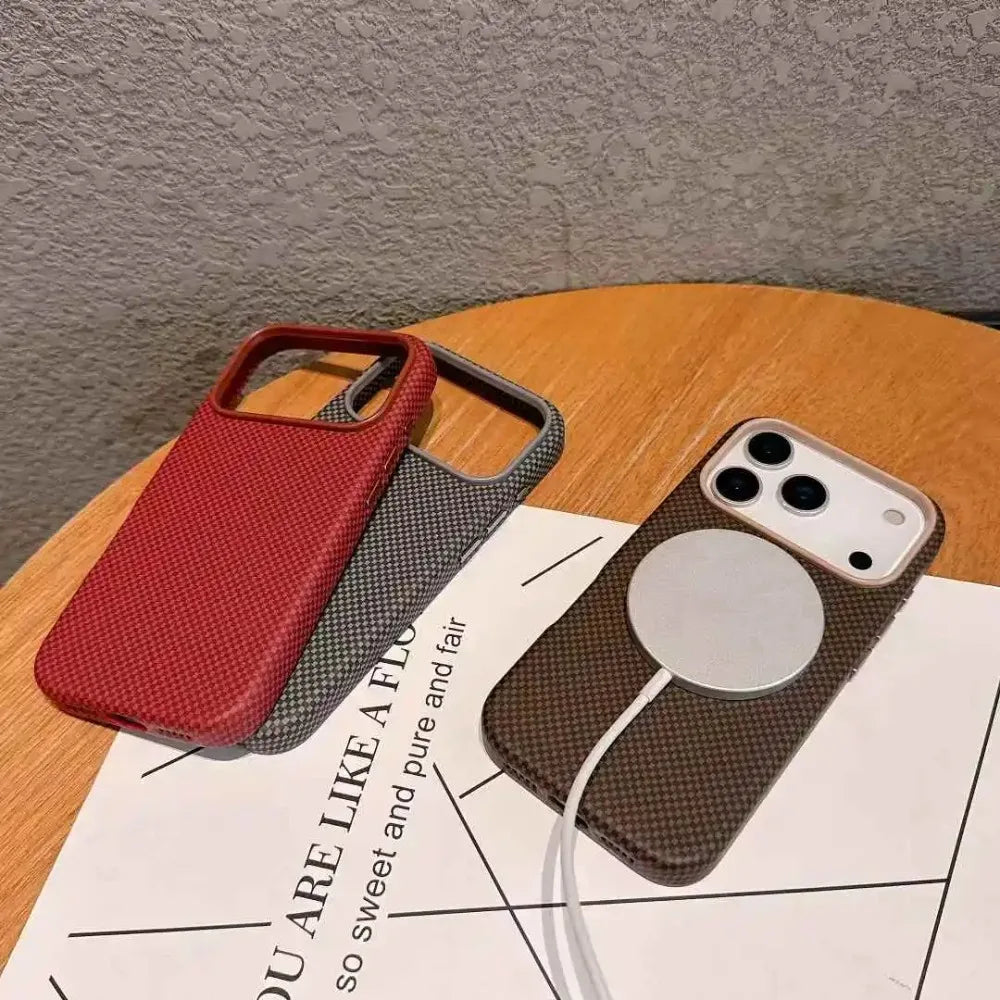 Original Kevlar Carbon Fiber Texture Magnetic Case For IPhone 17 Pro Max 17 Air Smooth-Touch Metal Camera Frame Shockproof Cover
