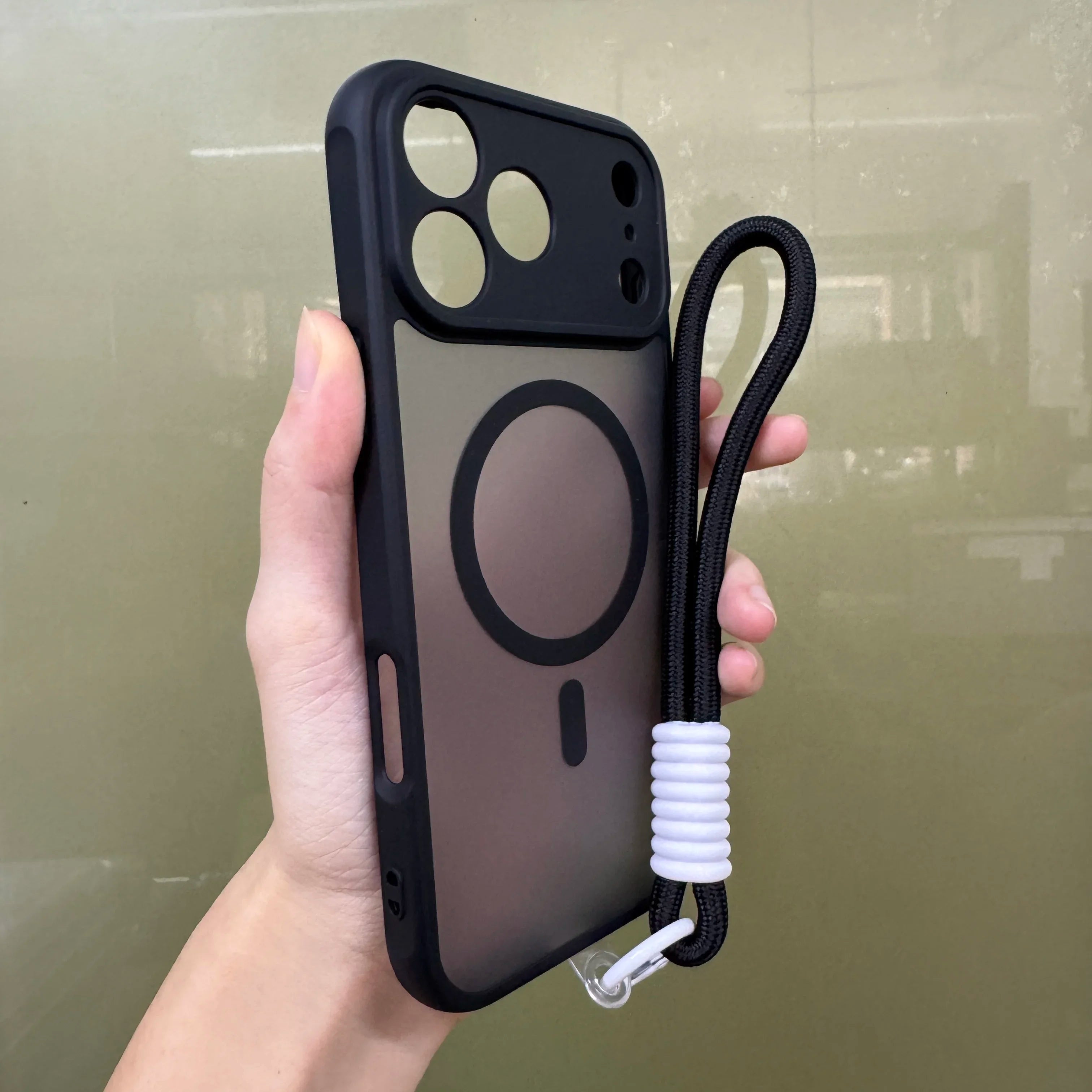 Popular Matte Frosted Wireless Charging Case For iPhone 17 Air 16 15 Plus Pro Max Portable Wrist Strap Anti-Drop Protector Cover
