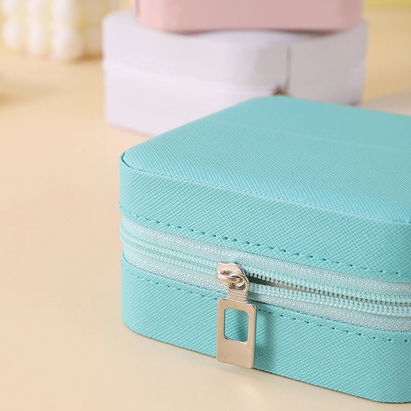 Portable Jewelry Storage Box Travel Organizer Jewelry Case Leather Storage Earrings Necklace Ring Jewelry Organizer Display