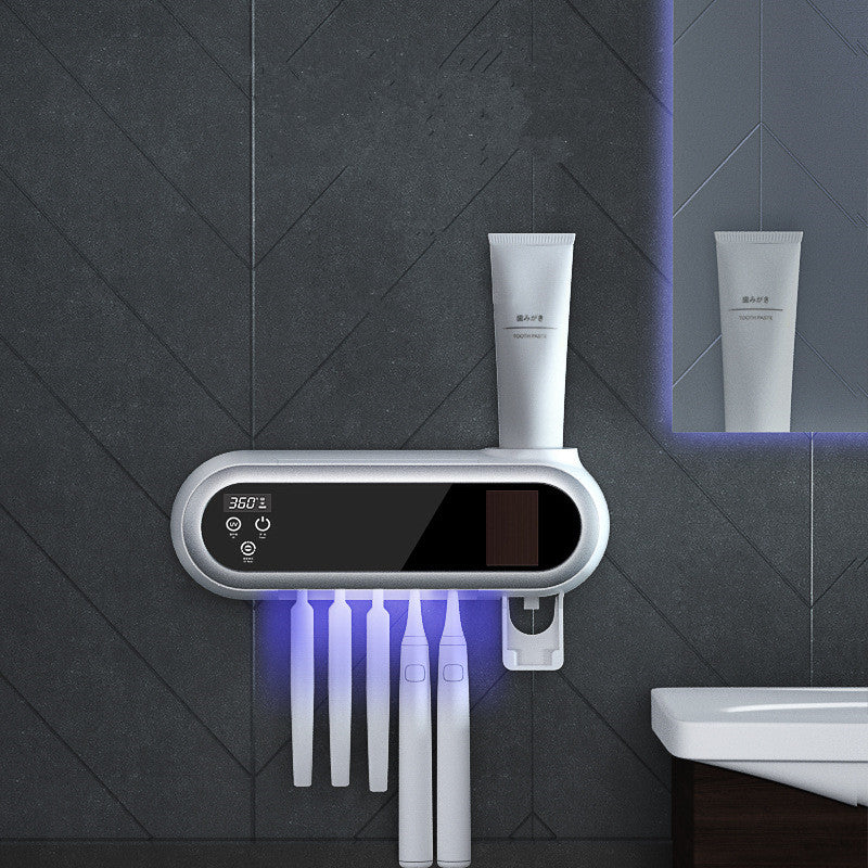 Intelligent UV sanitizer