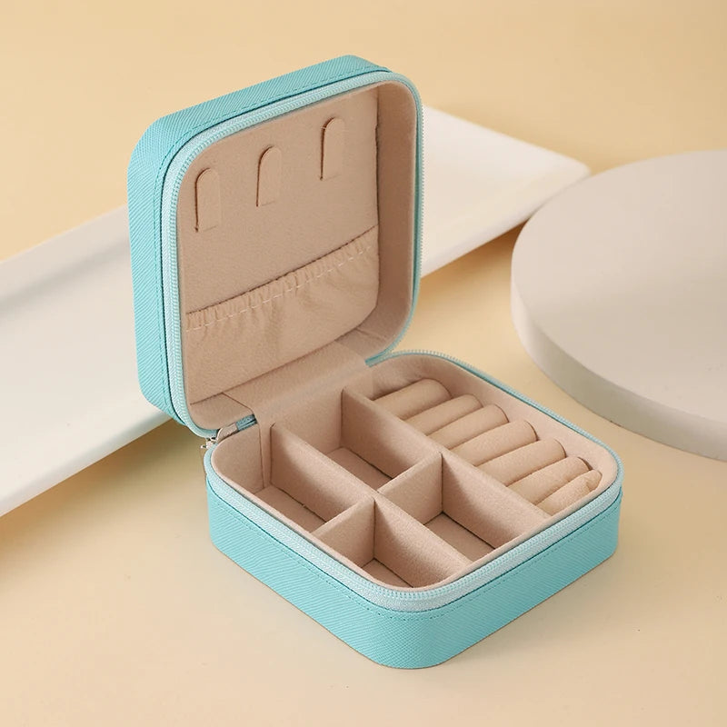 Portable Jewelry Storage Box Travel Organizer Jewelry Case Leather Storage Earrings Necklace Ring Jewelry Organizer Display