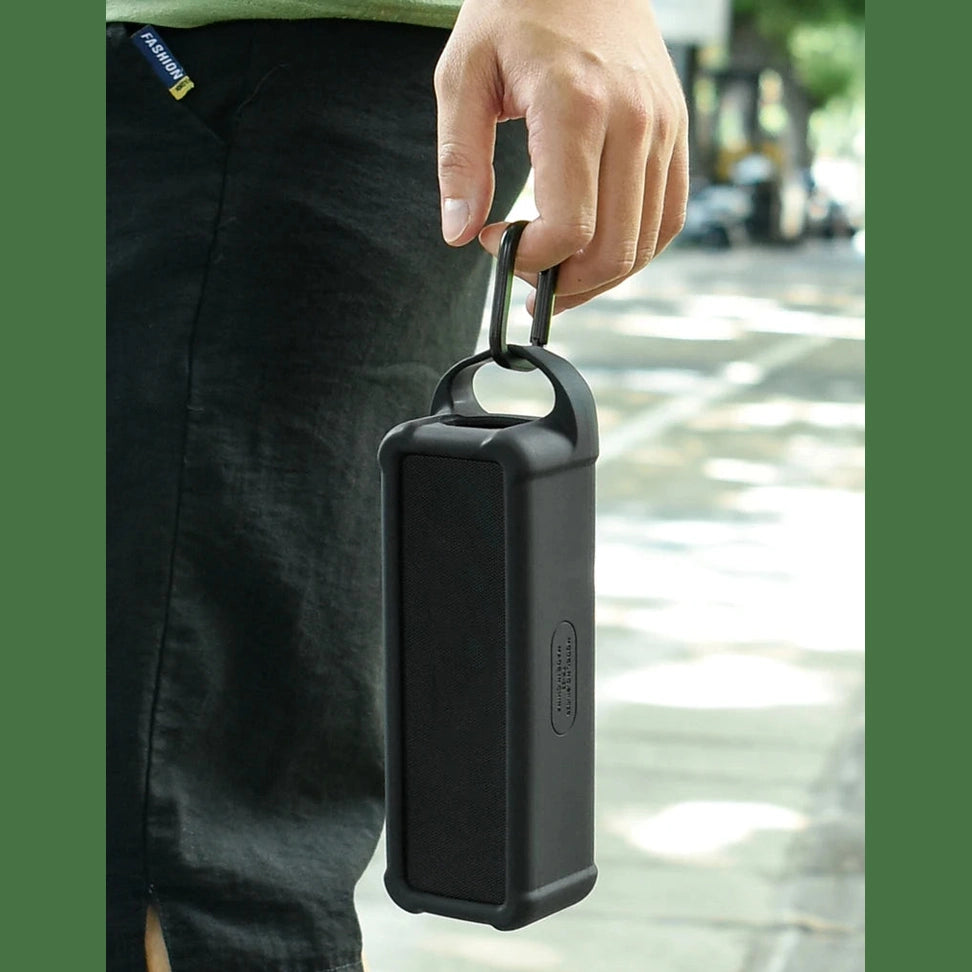 For Anker For Soundcore 2 Silicone Case with Carabiner for Easy Carry Protect Your Speaker from Everyday Damage