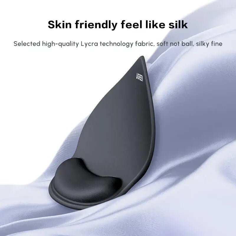 UGREEN Ergonomic Mouse Pad with Wrist Rest ergonomic design Techs Park